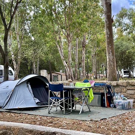 Villaggio Camping Golfo Di Arzachena Каниджоне Екстериор снимка