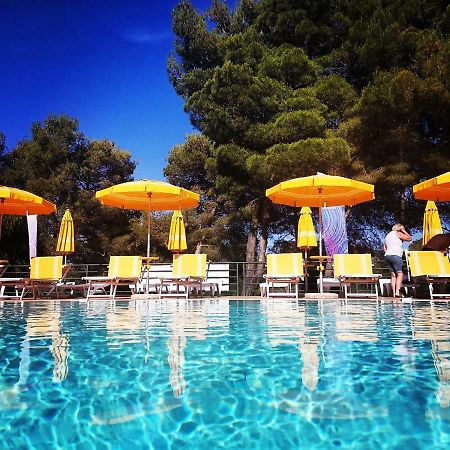 Villaggio Camping Golfo Di Arzachena Каниджоне Екстериор снимка
