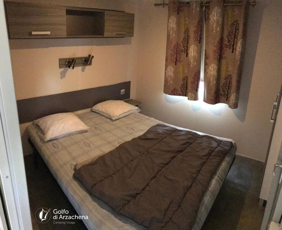 Villaggio Camping Golfo Di Arzachena Каниджоне Екстериор снимка
