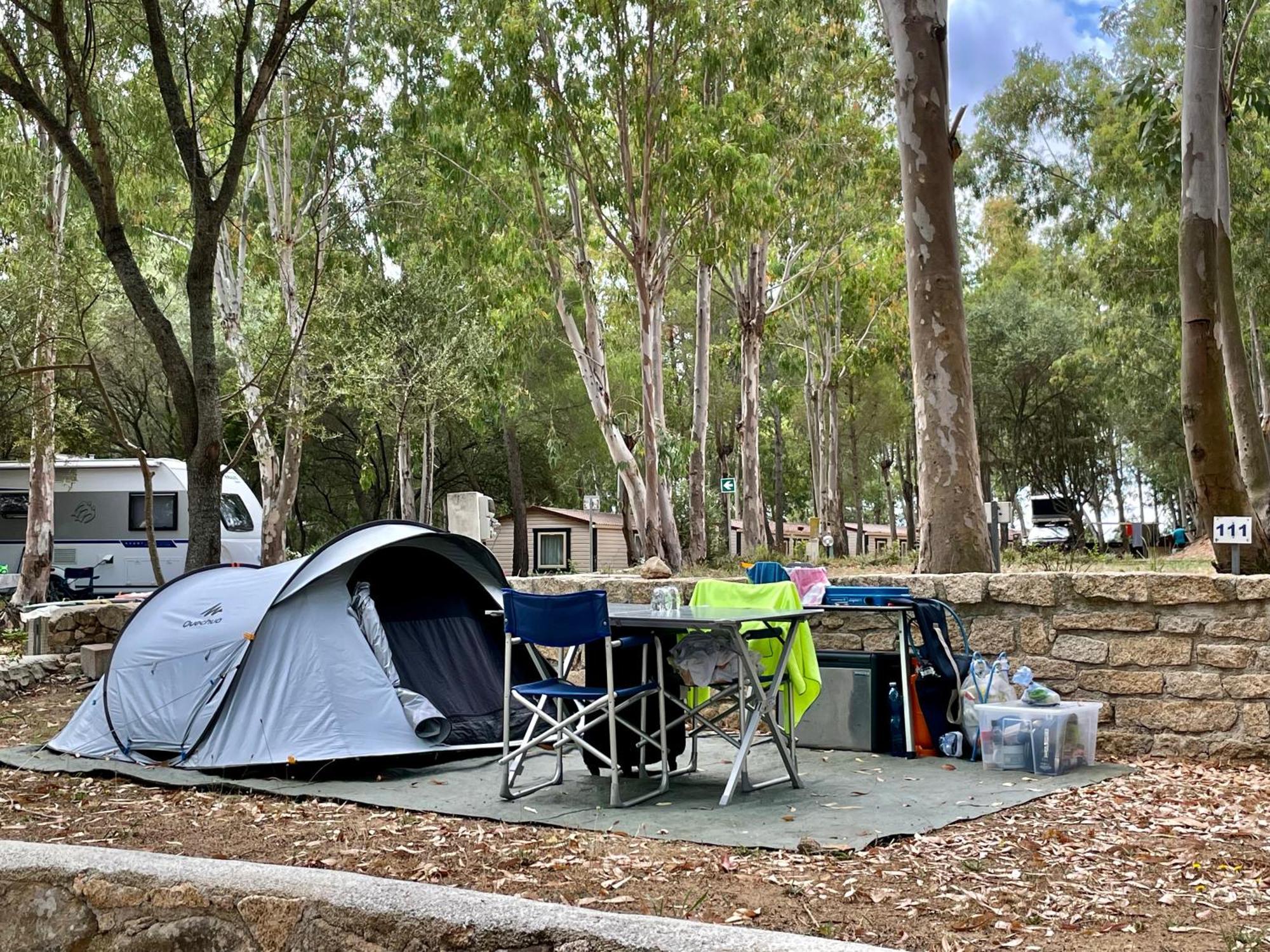 Villaggio Camping Golfo Di Arzachena Каниджоне Екстериор снимка