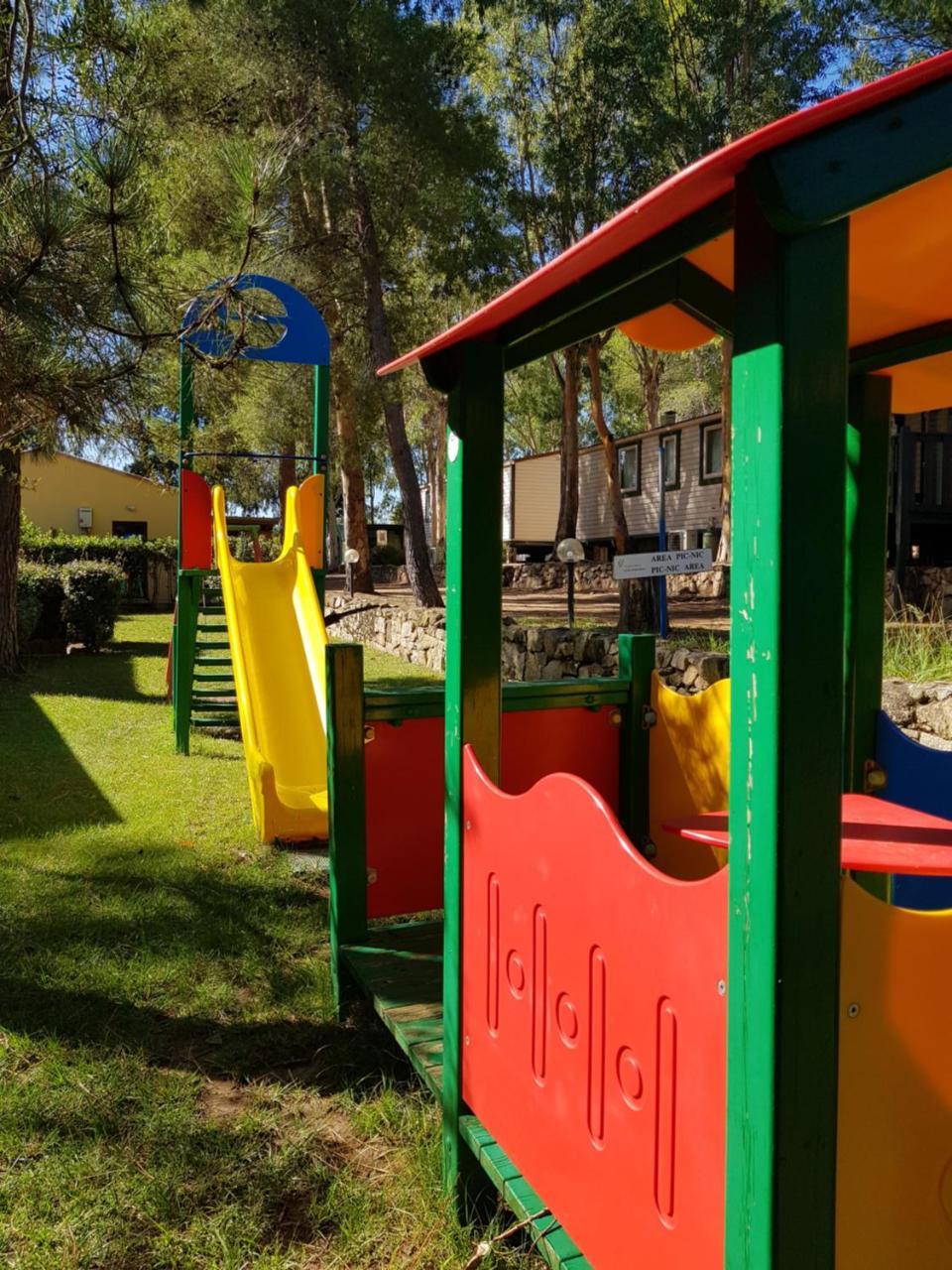 Villaggio Camping Golfo Di Arzachena Каниджоне Екстериор снимка
